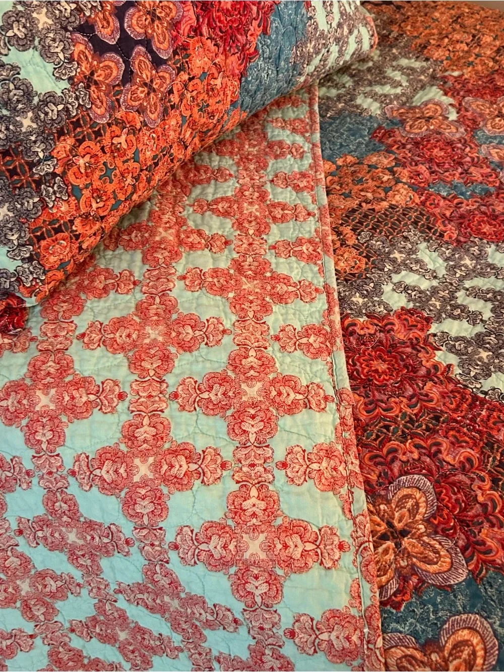Bohemian Style Twin Quilt & Sham